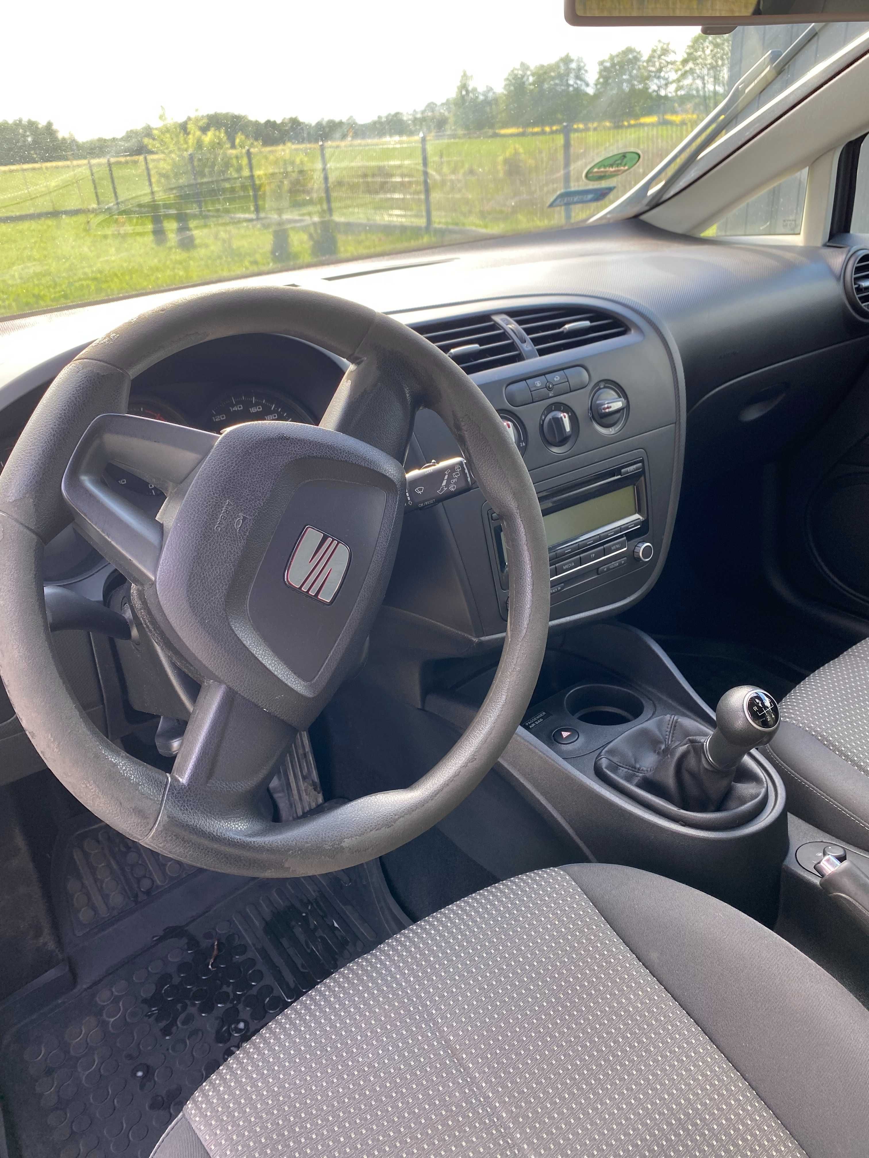 SEAT LEON 2010 1,6 diesel 105km