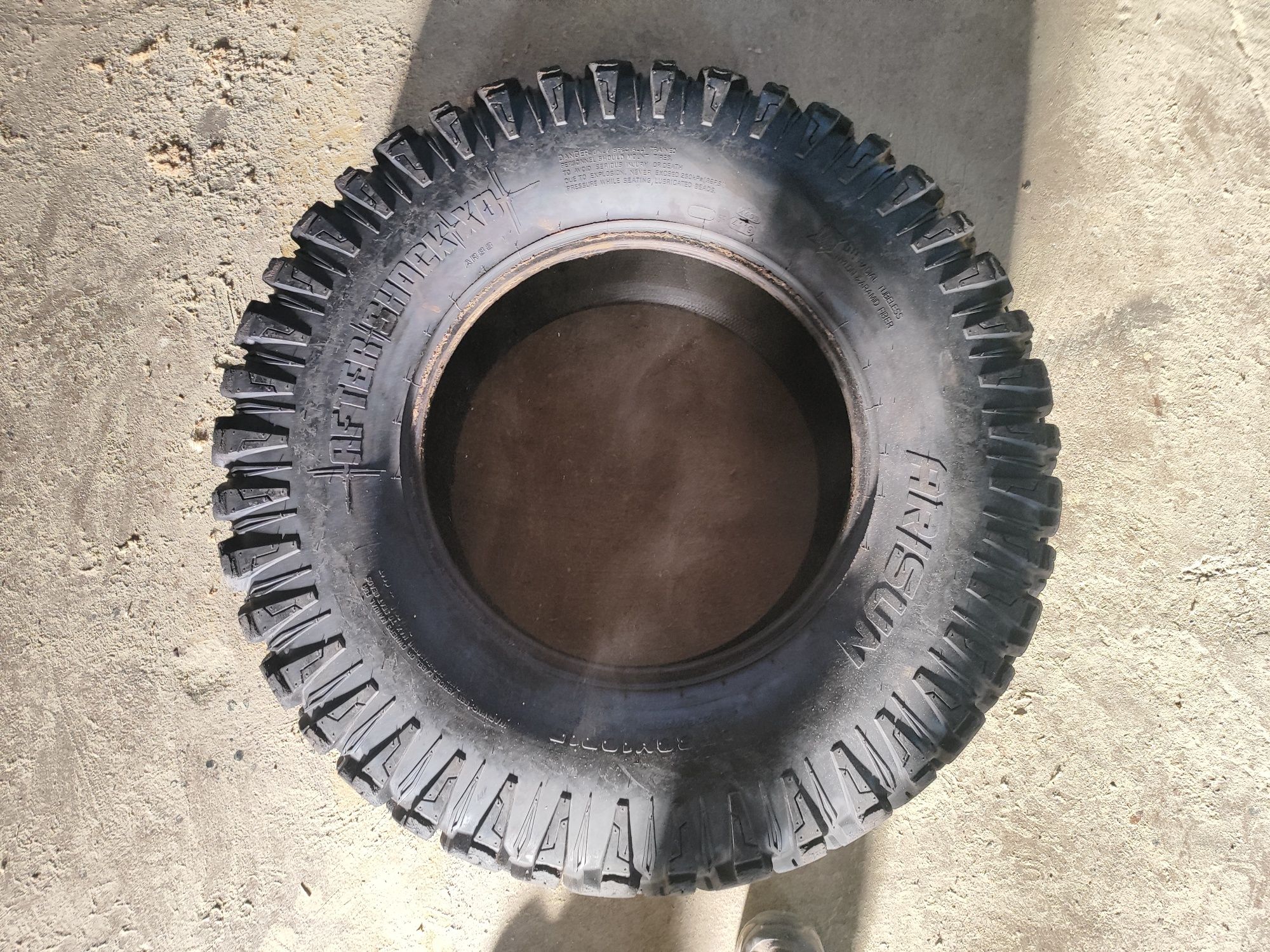 Arisun 30x10 r15