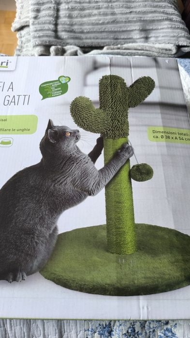 Drapak dla kota + posłanie