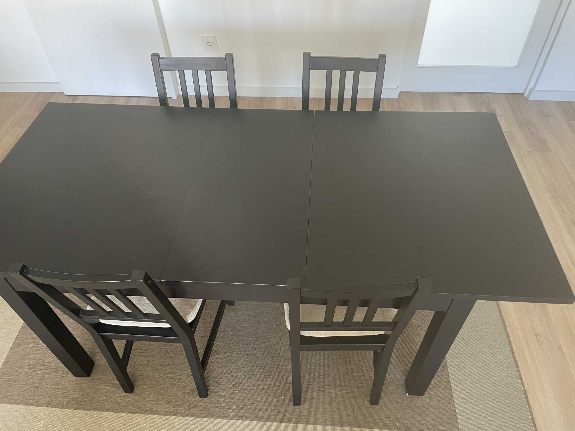 Mesa Sala + 4 Cadeiras - 90€ só até sábado de manhã.