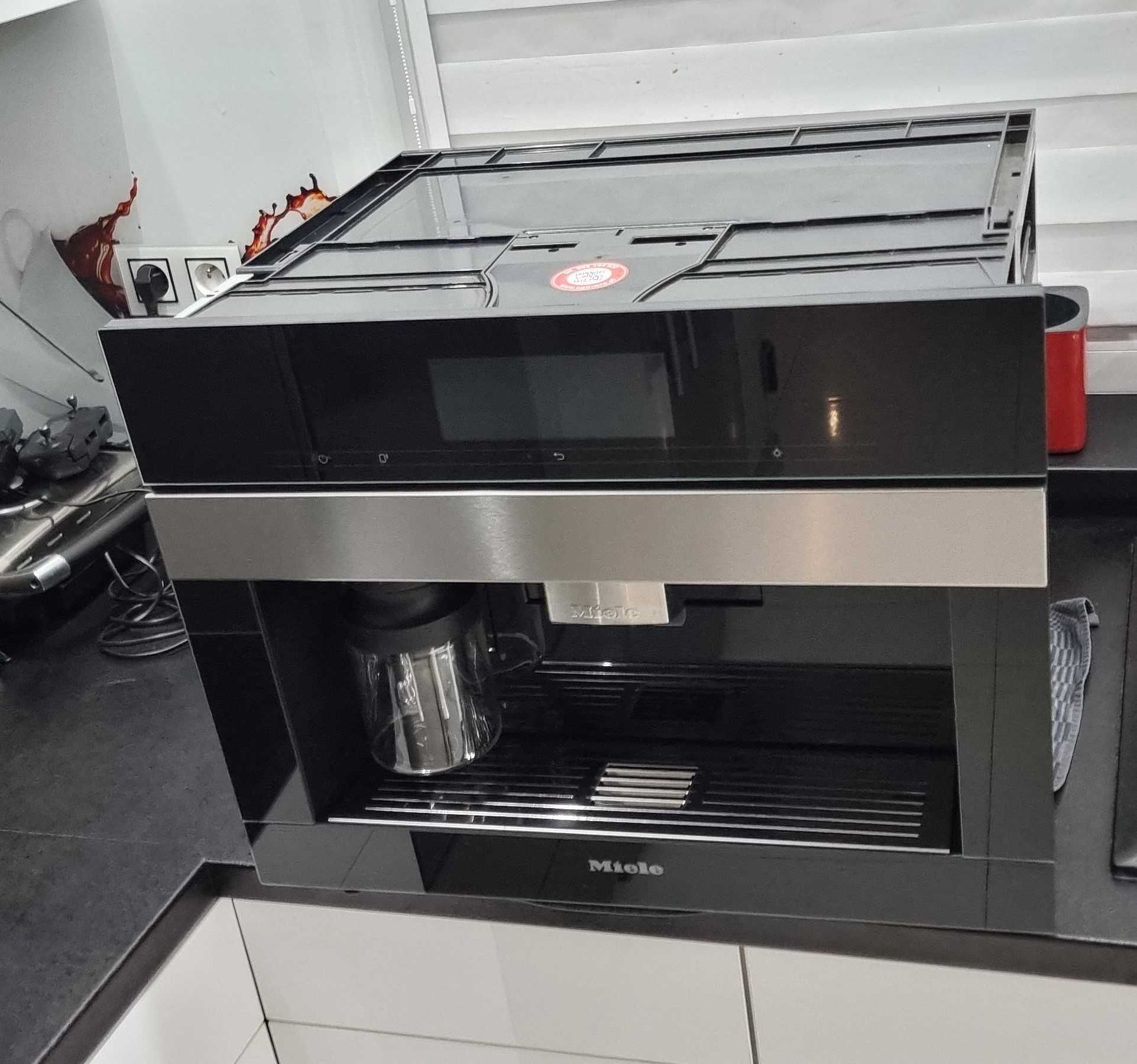 Kawiarka / ekspres do kawy Miele CVA 7840, OneTouch for Two, AutoClean
