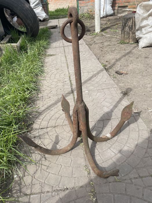 Якорь речной, кошка для колодца, и другое