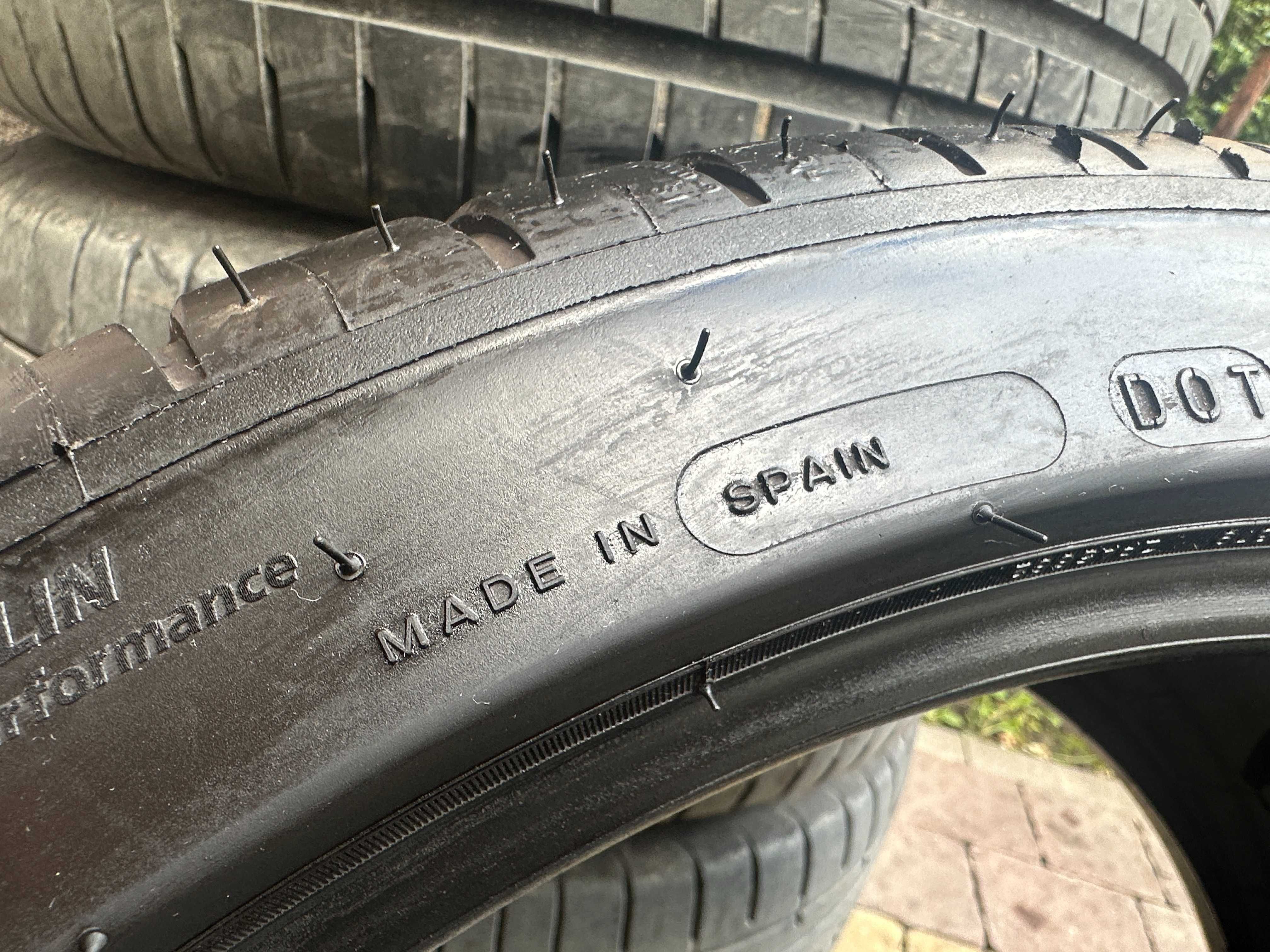 225-40 R18 92W Michelin Pilot Sport 4 розпаровка 1шт