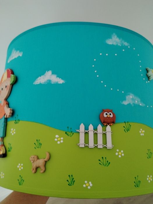 Abajour infantil com relevo em várias cores