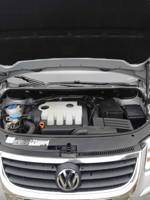 Продам Volkswagen Touran 1.9tdi 2010р.в