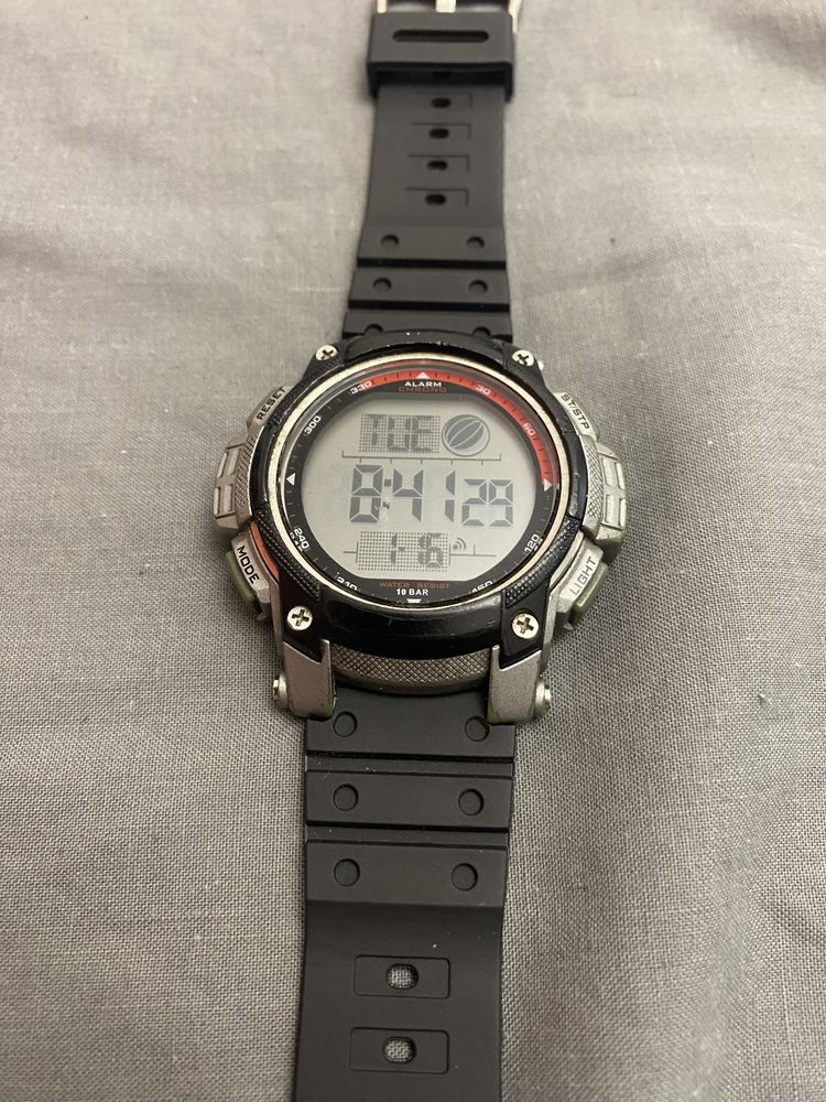 Мужские наручные часы Q&Q M119J003Y водонипроницаемые