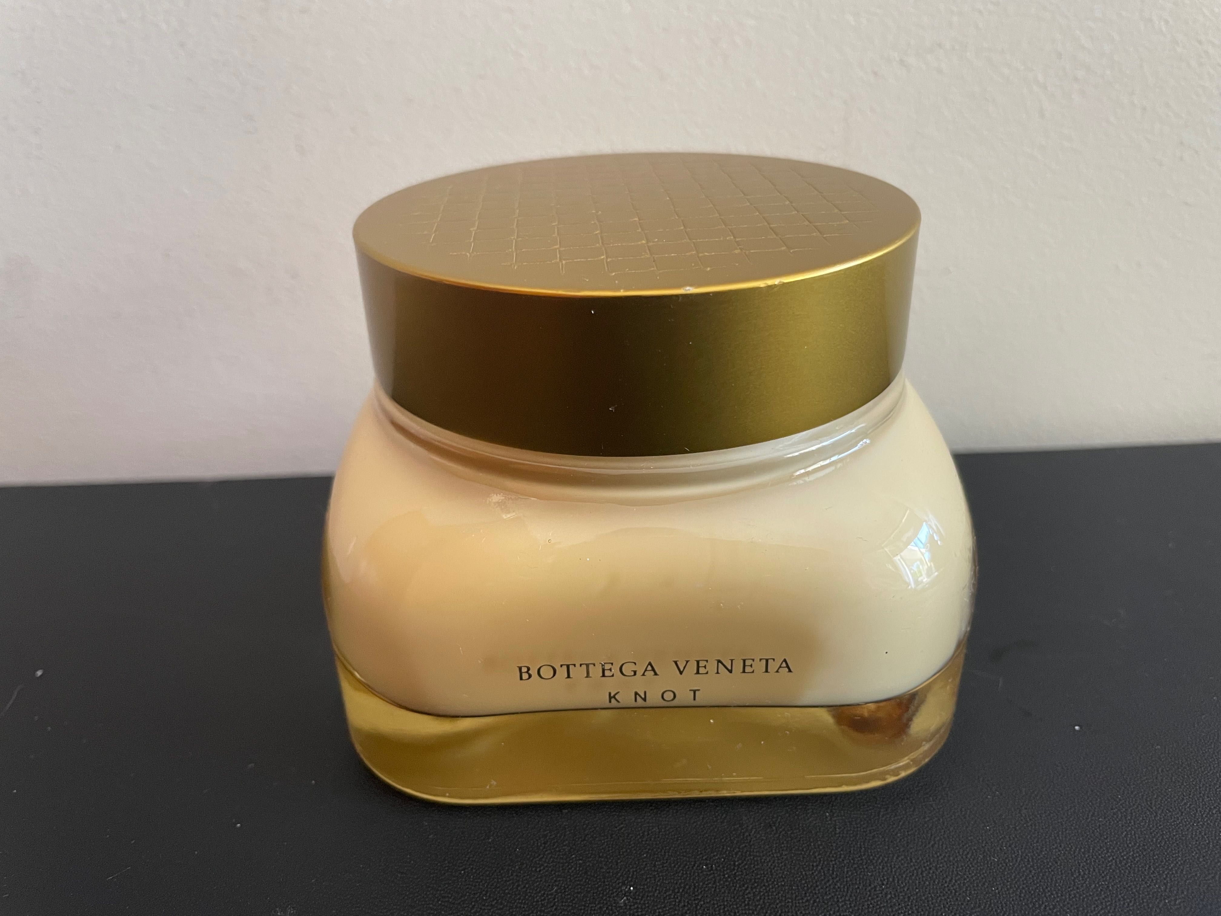 Creme Knot da Bottega Veneta