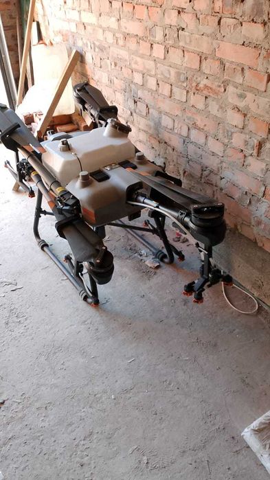 Дрон dji agras T30 з усім обладнанням