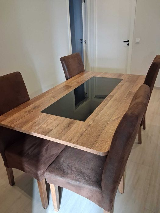 Vendo mesas e 4 cadeiras