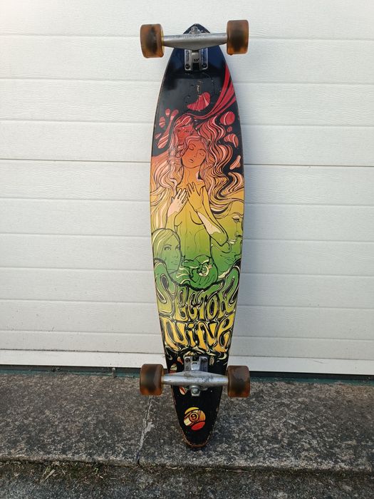 Skate SECTOR 9 rodas Gullwing