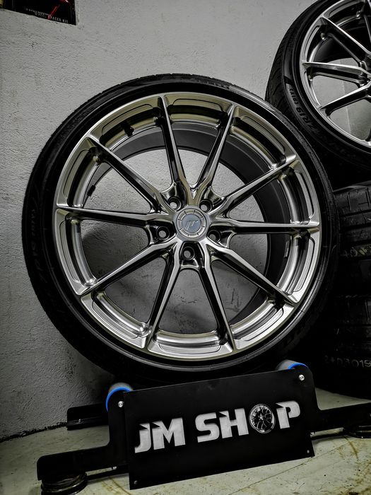Felgi 19" JR37 19" 8,5J 5x112 Golf Leon Audi