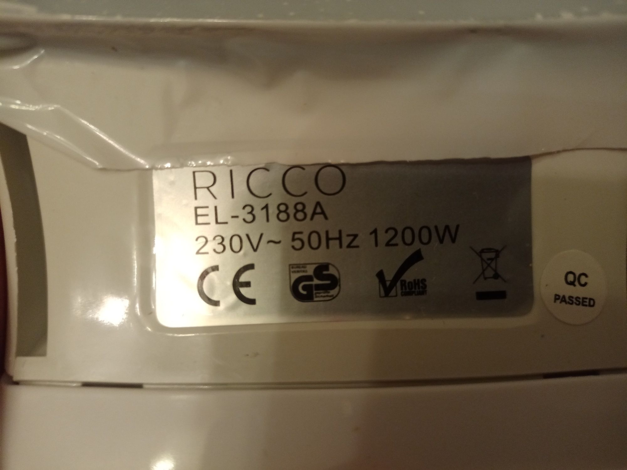 Nowe żelazko Ricco