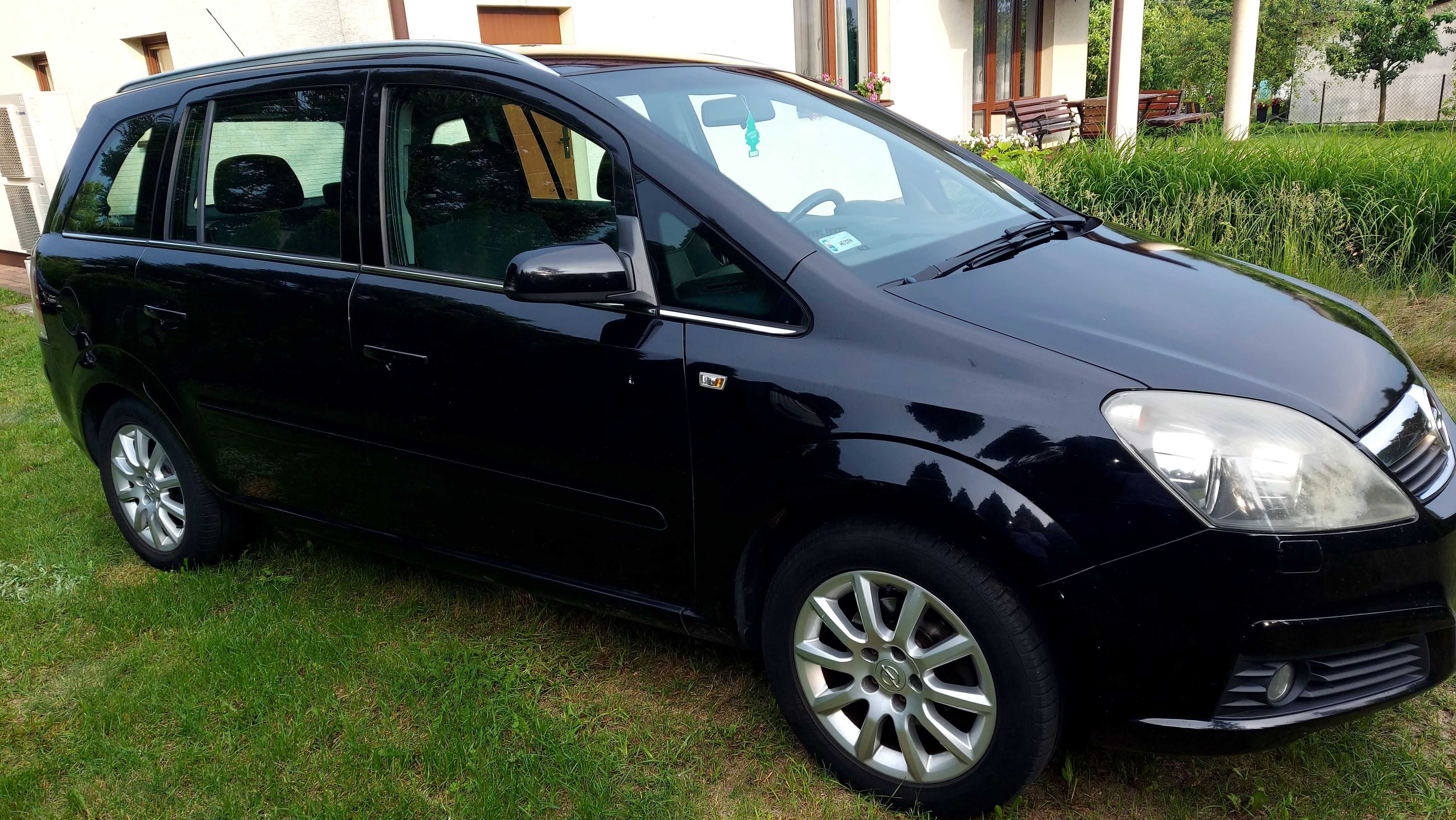 Sprzedam Opel Zafira B - 1,8 benzyna, 140 KM, prod. 2007, 7 osobowy
