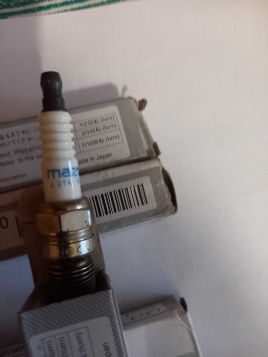 Свечи на авто оригинальные SPARK  PLUG