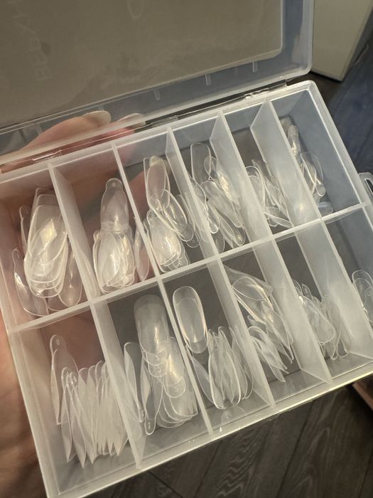 Верхні форми для нарощування нові