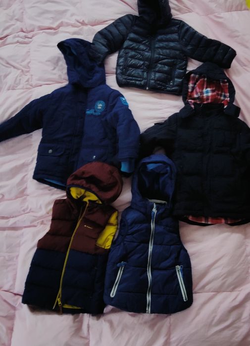 Дитяча куртка жилєтка осінь зима 3 - 4 роки на хлопчика