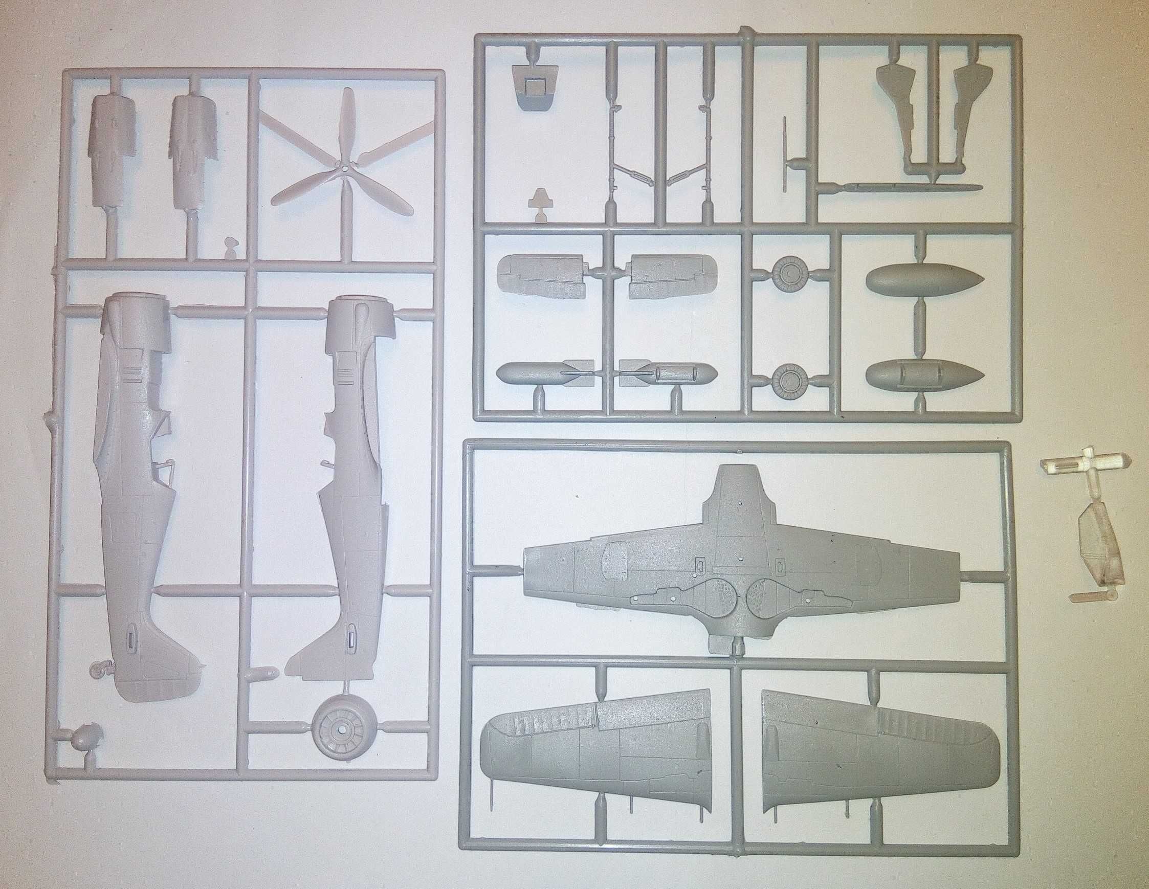 Сборная модель  FW-190D - FW-190A/F  1/72 Plastyk (2 варіанти)