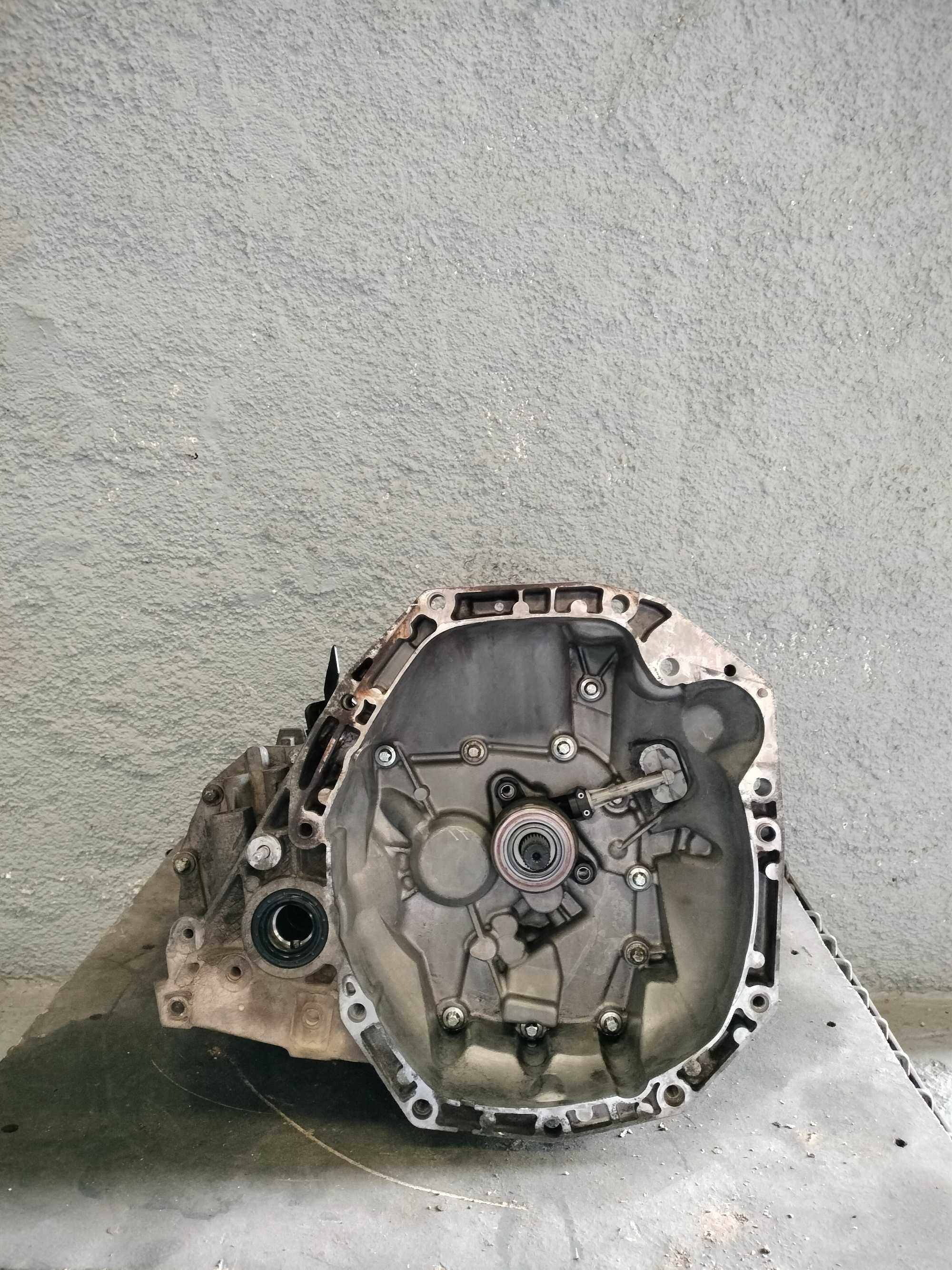 Caixa Velocidades Reconstruída Renault Clio 1.5 DCI Ref: JR5060 / 2017