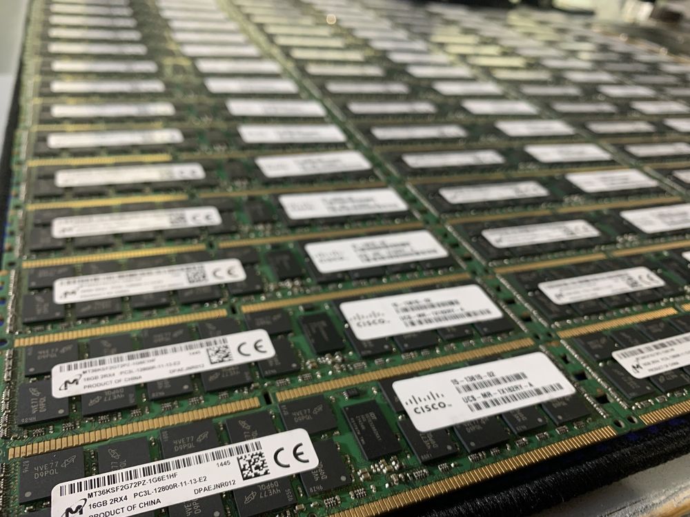 Bundle Processadores Xeon LG2011 + 1TB RAM DDR3L ECC