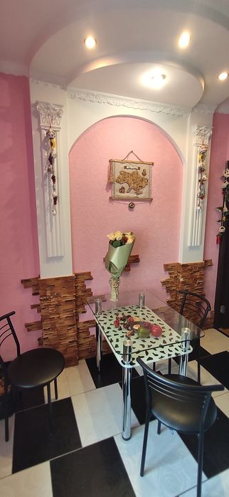 Продам 3 кімнатну квартиру вул. Єськова