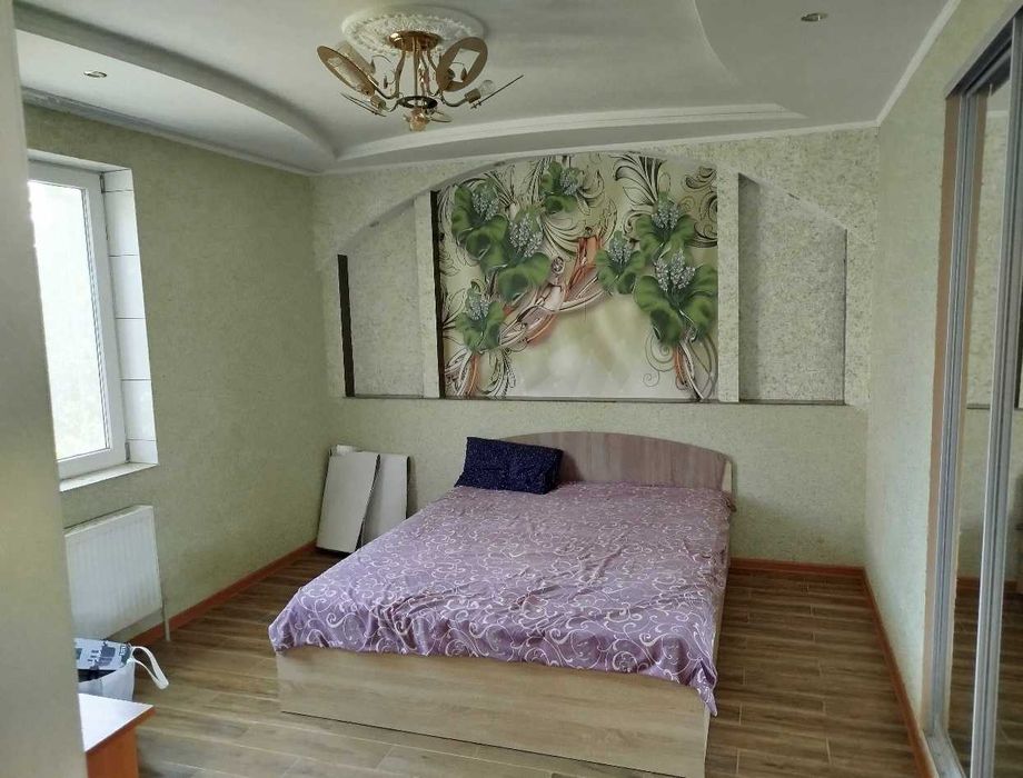 Продам  двоповерховий будинок 161 кв.м