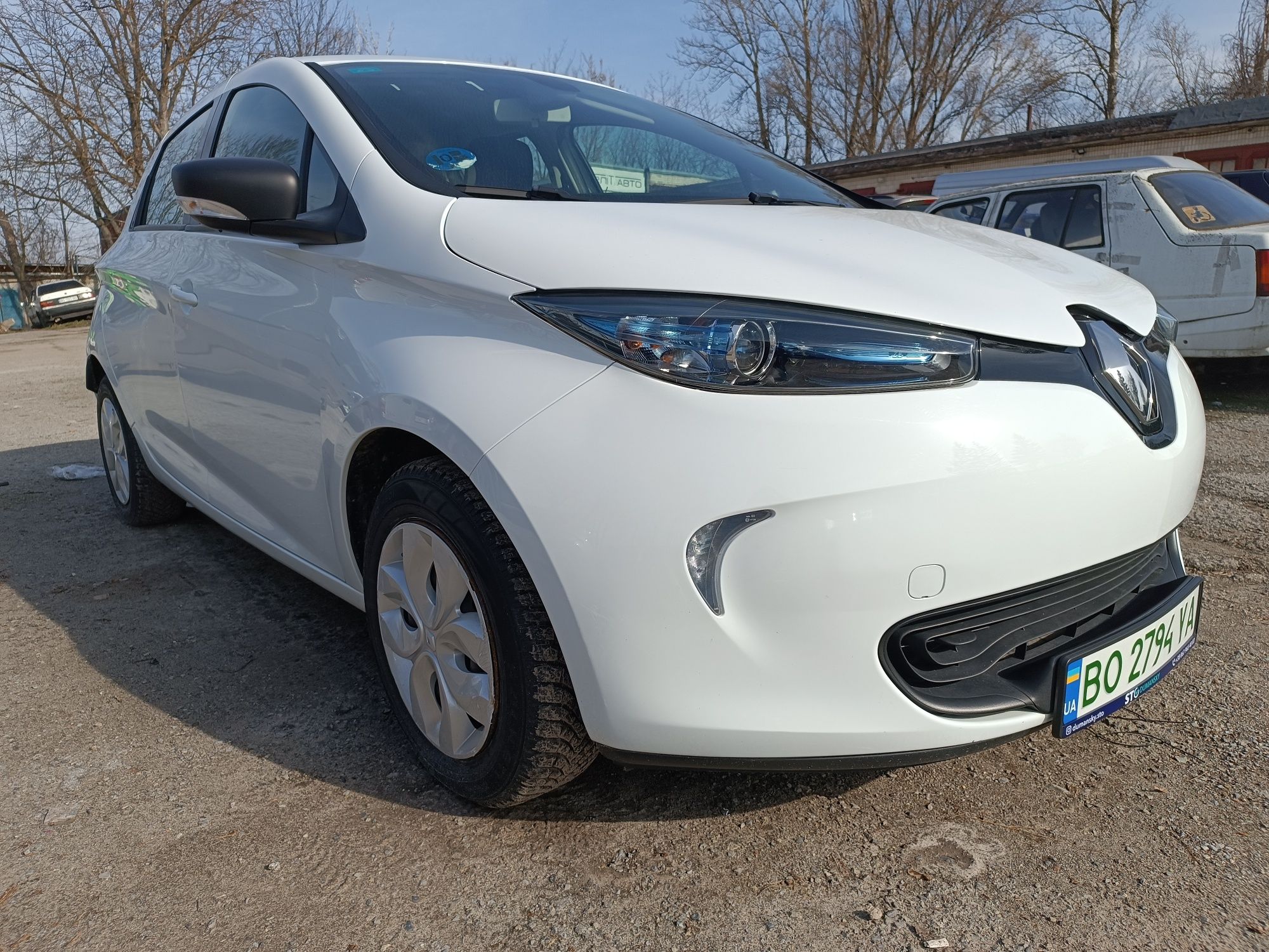 Продам Renault Zoe 53kw