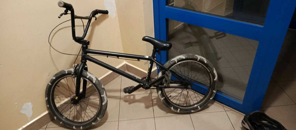Rower Bmx czarny RBC