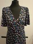 Sukienka Lipsy EU 38