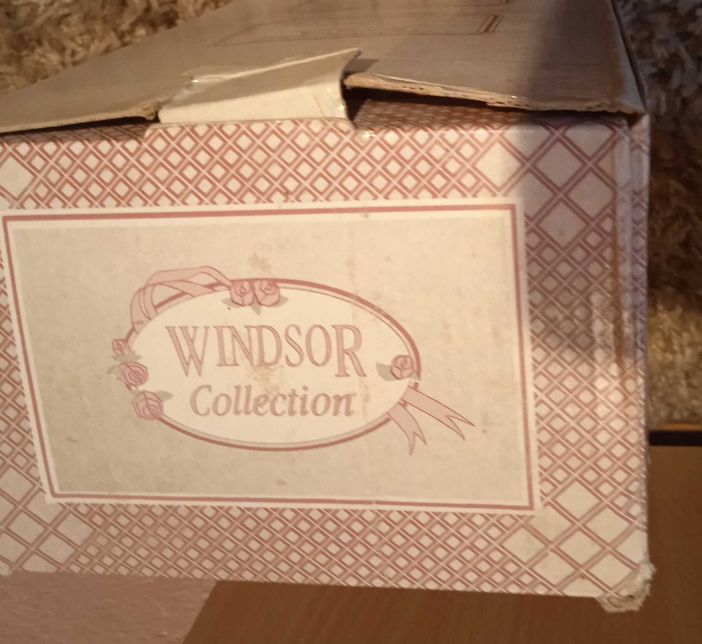 Lalka porcelanowa kolekcjonerska CORINNE 30 cm Windsor Collection