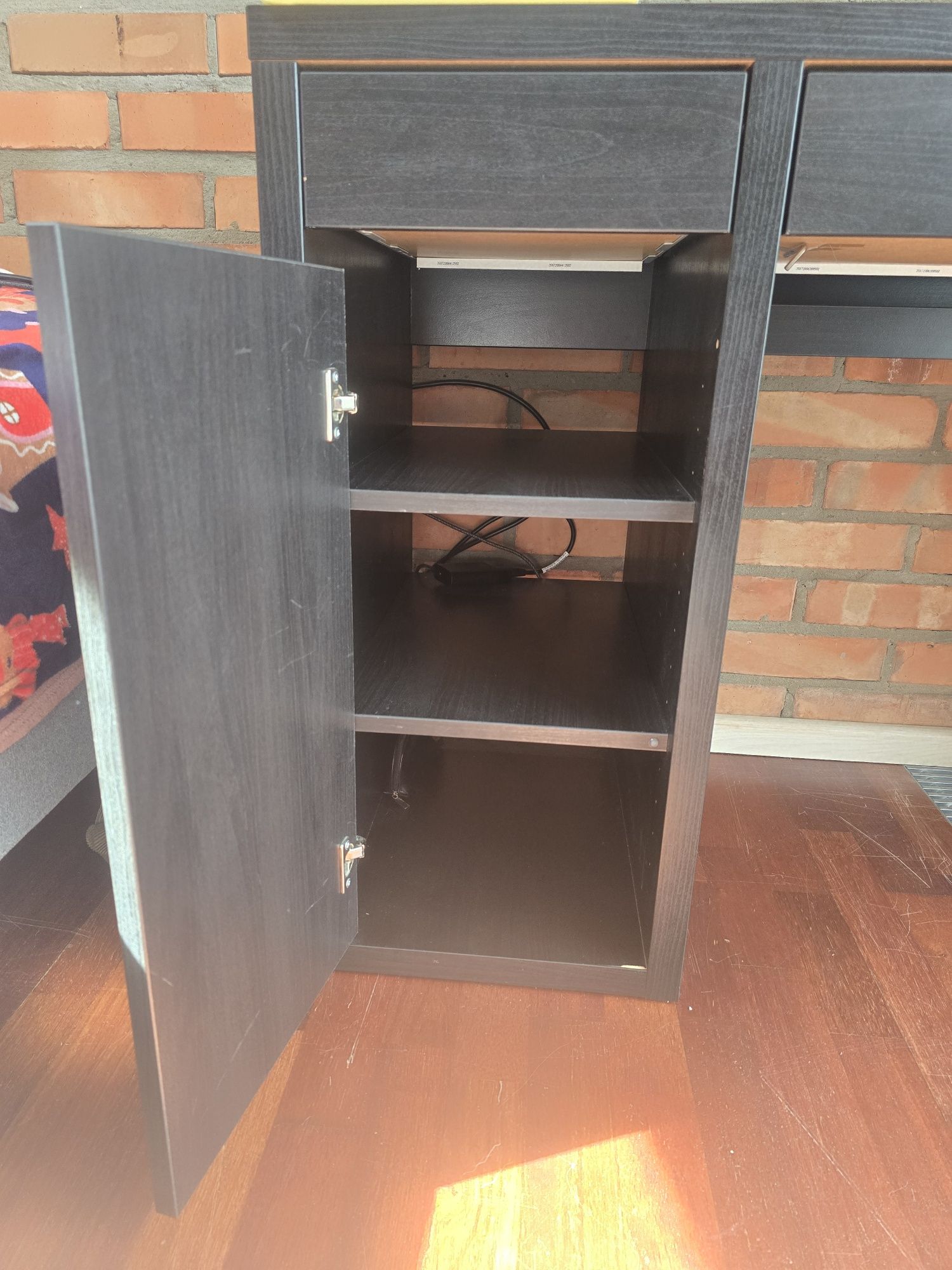 Biurko MICKE Ikea