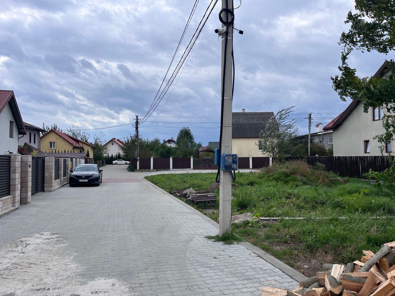 Продаж ділянки в передмісті Львова в с. Рясне - Руське