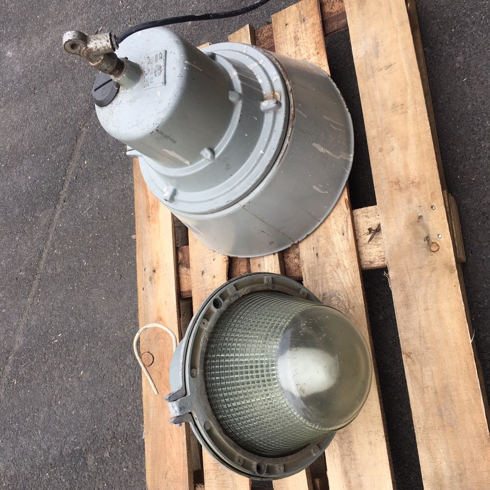 Lampy PRL przemysłowe fabryczne loft industrial