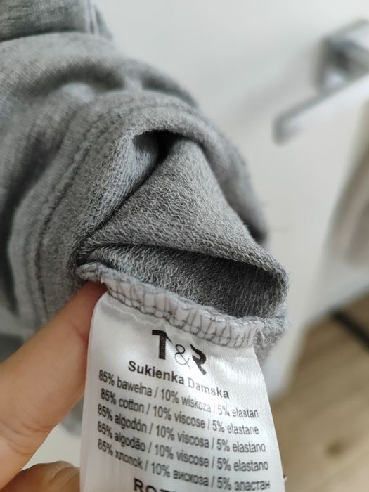 Nowa dopasowana sukienka midi bawełna