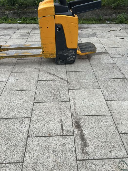 Wózek jungheinrich ere bateria 2023