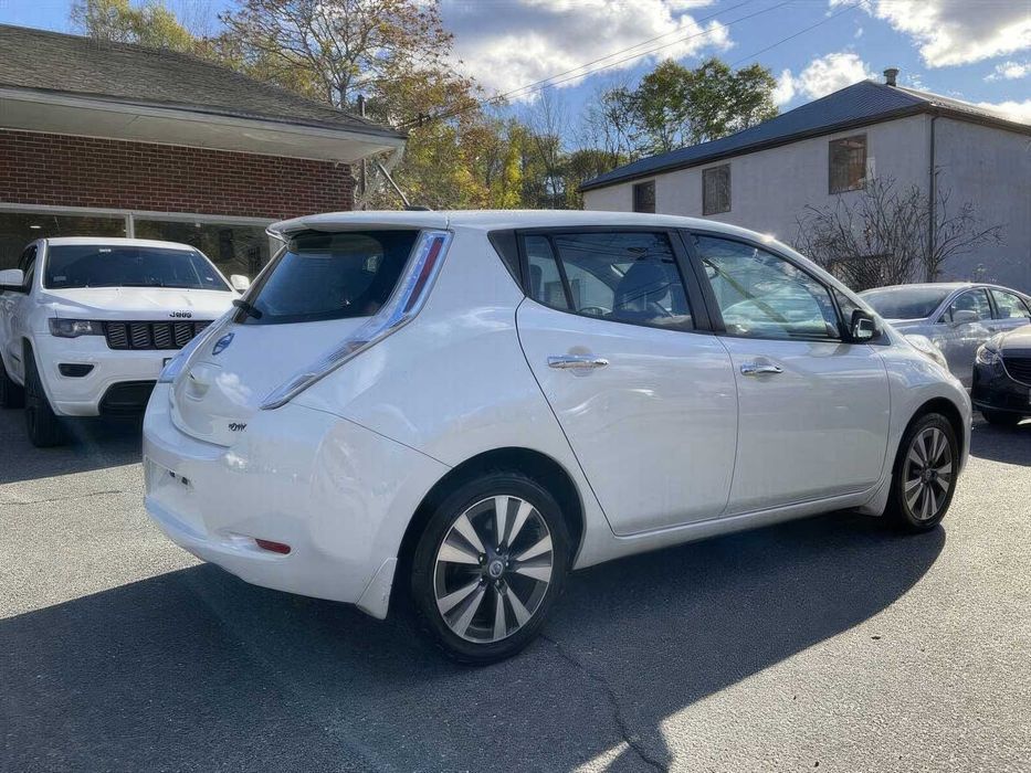 Nissan LEAF SL      2014