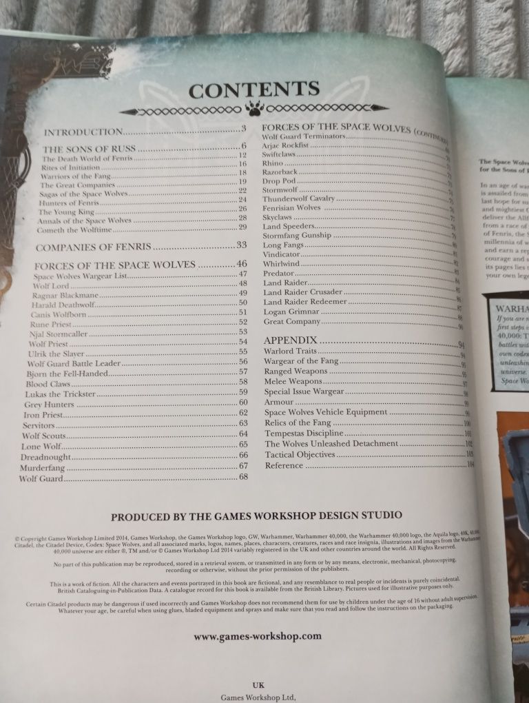 Warhammer 40k Codex Spacer Wolves uszkodzony