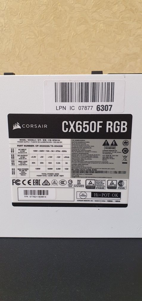 Блок живлення Corsair CX650F RGB 650 Watt ATX