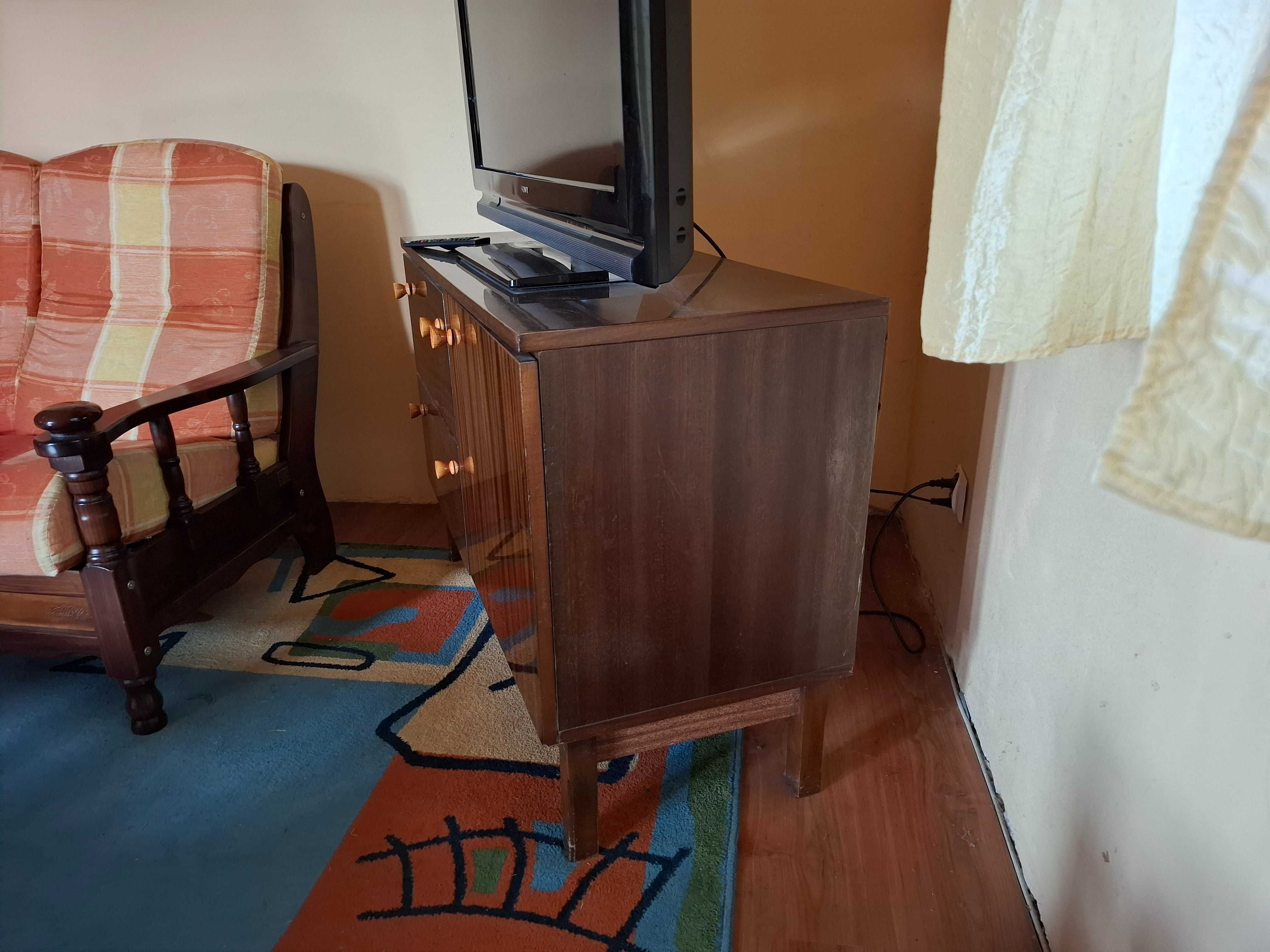 Komoda lakier lata 70