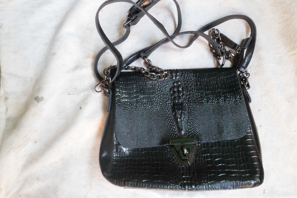 Сумка жіноча шкіряна