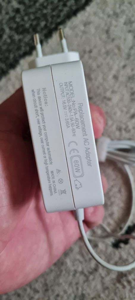 Зарядний пристрій macbook,MacBook Apple,60w