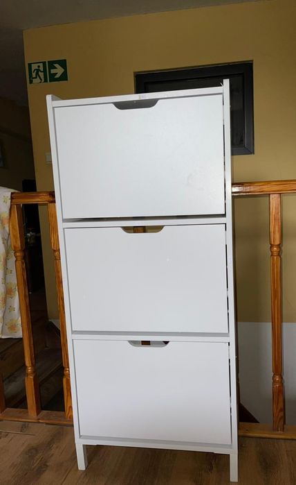 Szafka na buty. I jescze kilka fajnych rzeczy.