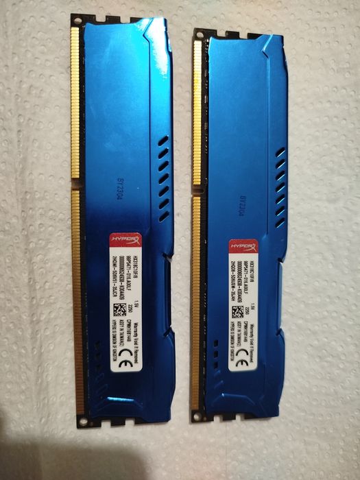 Kingston HyperX KHX1866C10D3/8G

Kingston HyperX DDR3 1866MHz — 2×8GB