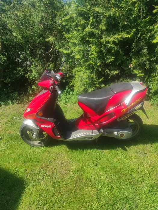 Sprzedam skuter Derbi predator włoski