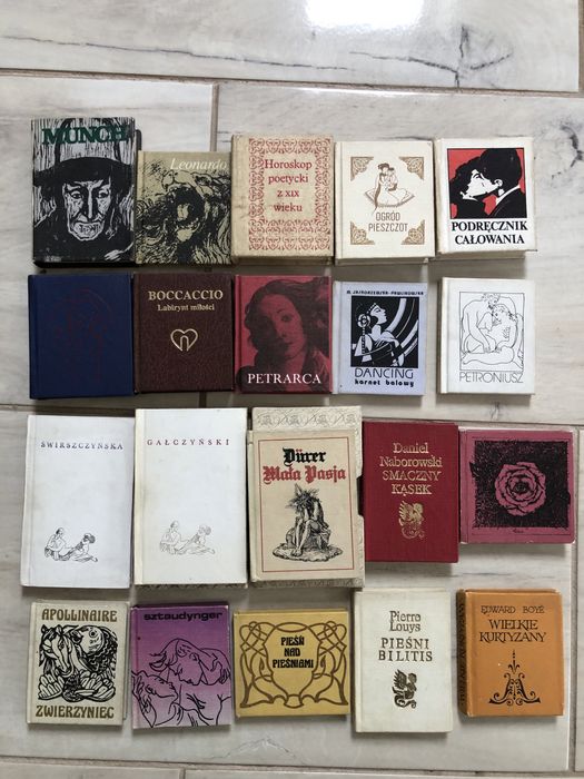 Zestaw mini ksiażek 20 sztuk PRL