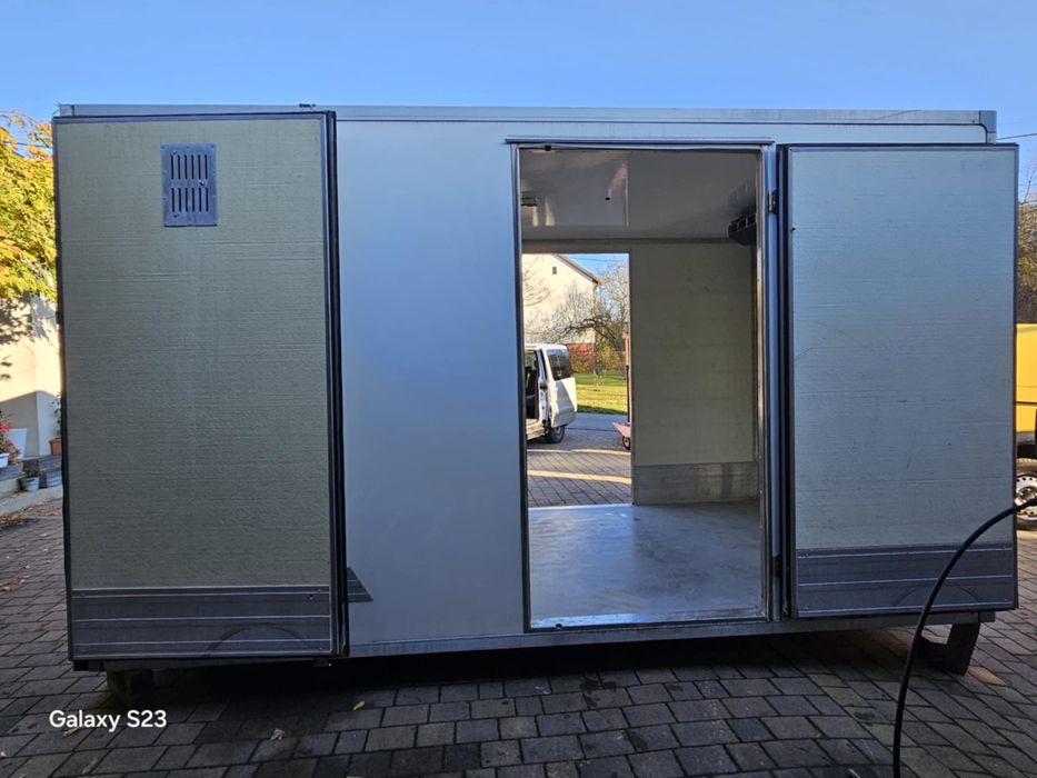 Kontener izoterma stan bardzo dobry polecam