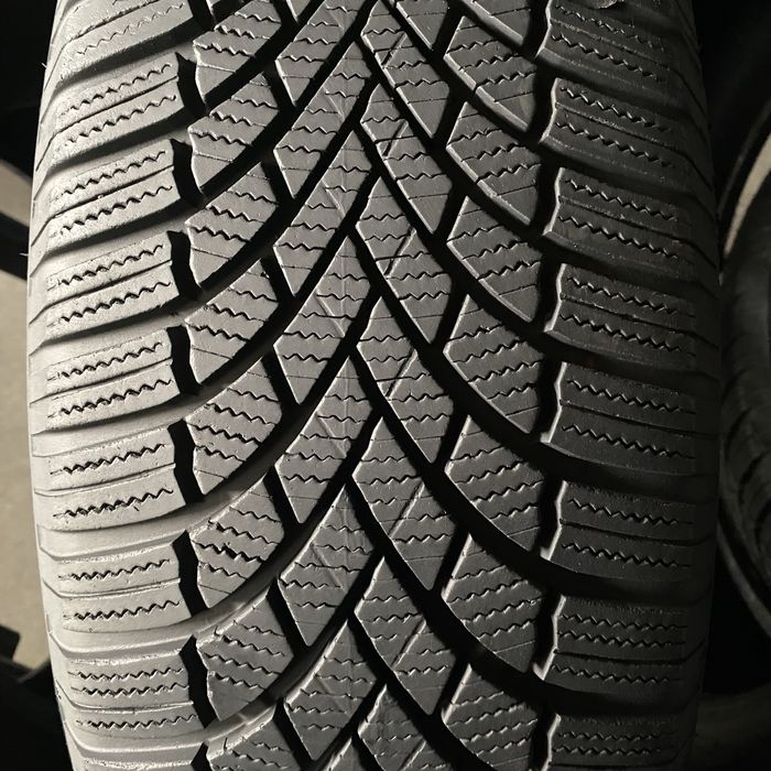 Шини 215/65/17 - 4шт Bridgestone Blizzak LM005