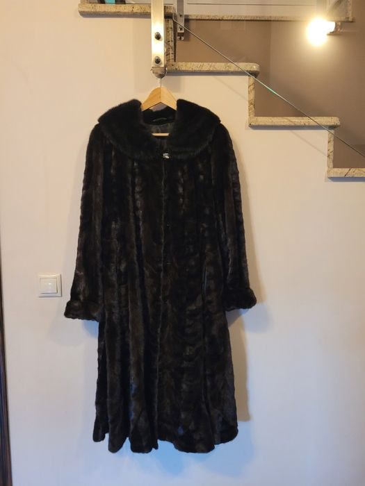 Futro tulipan naturalne z czarnych norek stan bardzo dobry