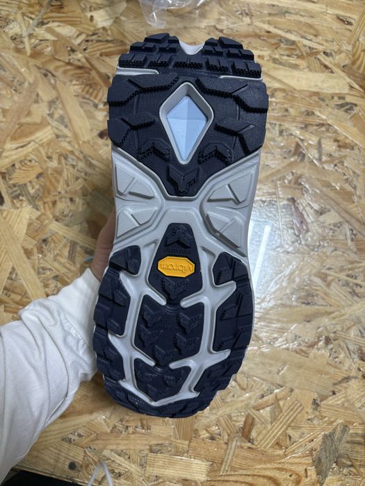 Чоловічі трекінгові кросівки/для міста Hoka Kaha 2 Gore Tex розмір 41