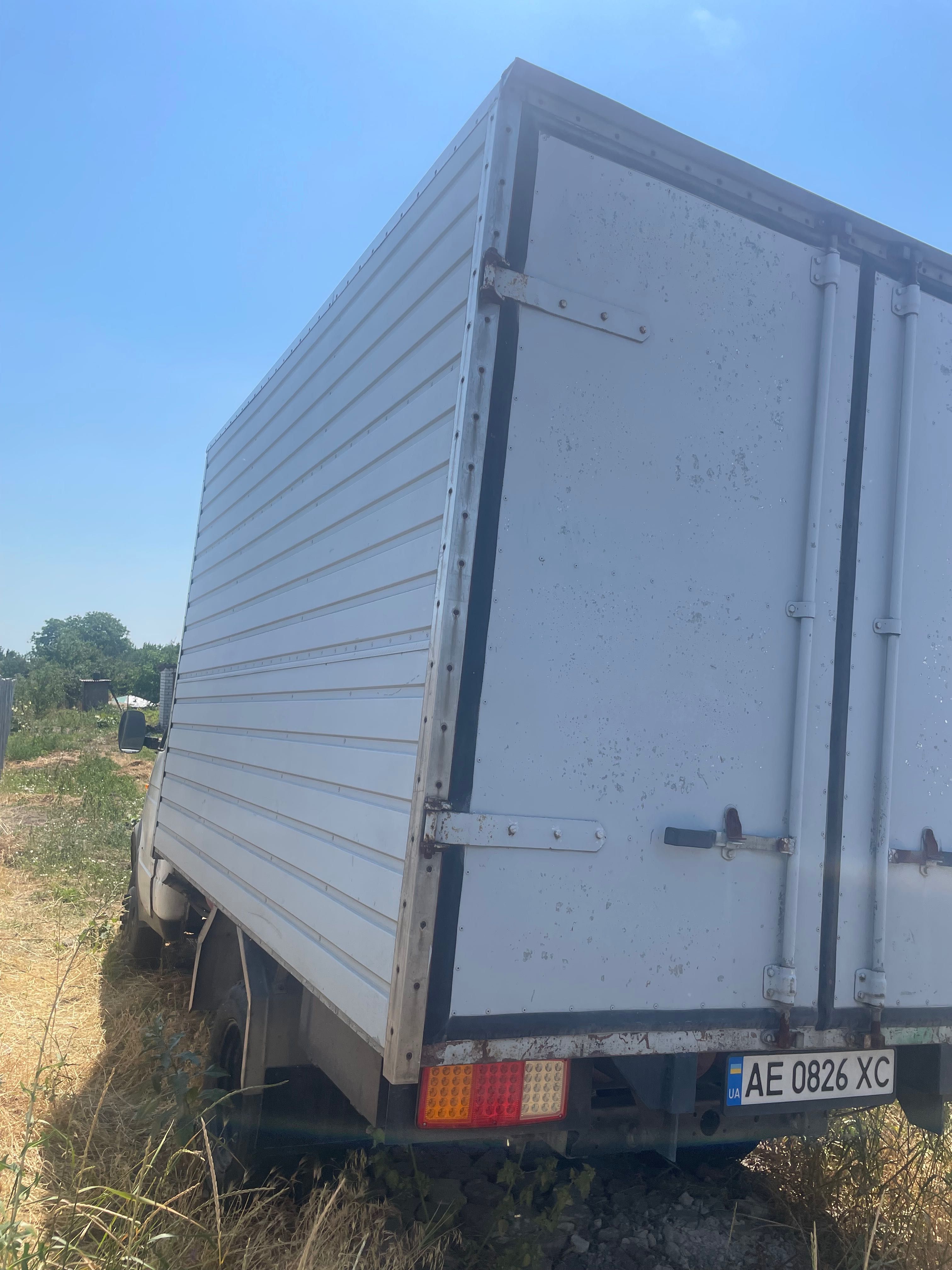 Газель на полном боевом