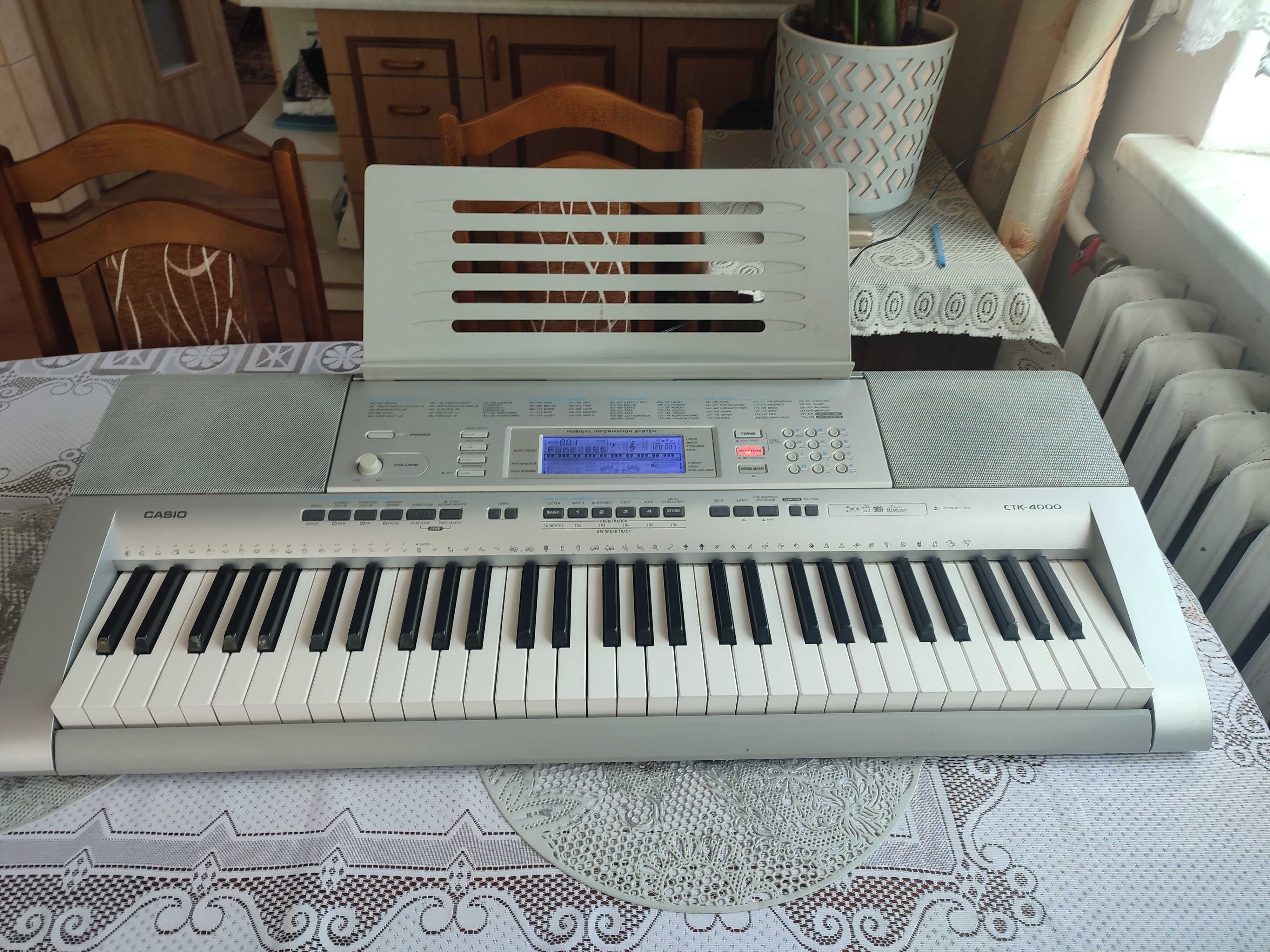 Keyboard Casio CTK-4000